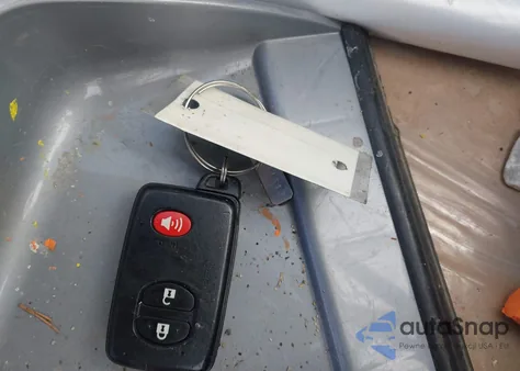 2011 Toyota Prius Two from USA, damaged, VIN JTDKN3DU6B5327890